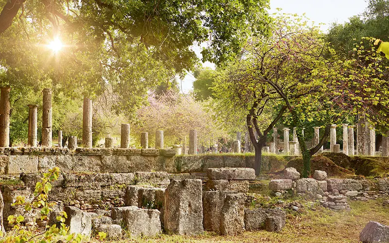 Олимпия — календарь и образ