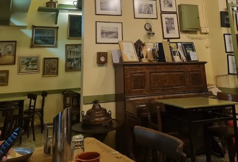 Ouzeri Lesvos — узери и морские мезе