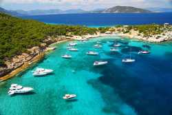 На яхте на необитаемый остров